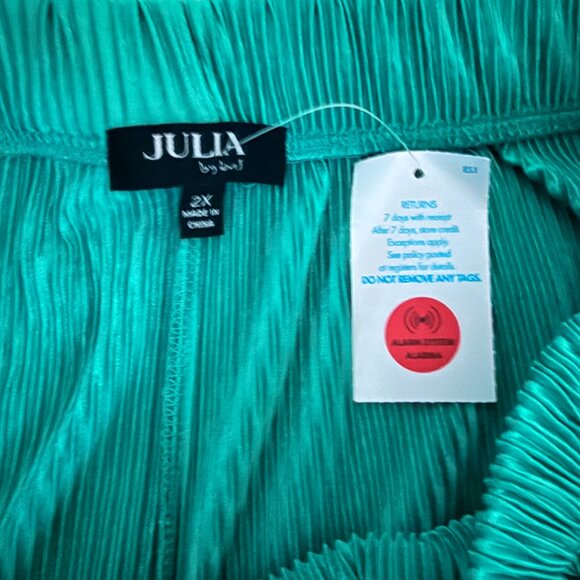 Julia by Love J Women's 2XL Ribbed Green Relaxed Fit Flare Pants NWT - Picture 3 of 3